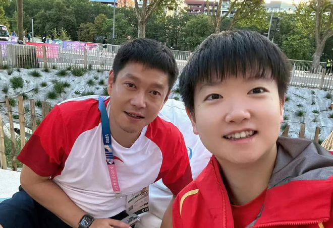 孙颖莎赛后接受采访：C罗是我最难对付的对手